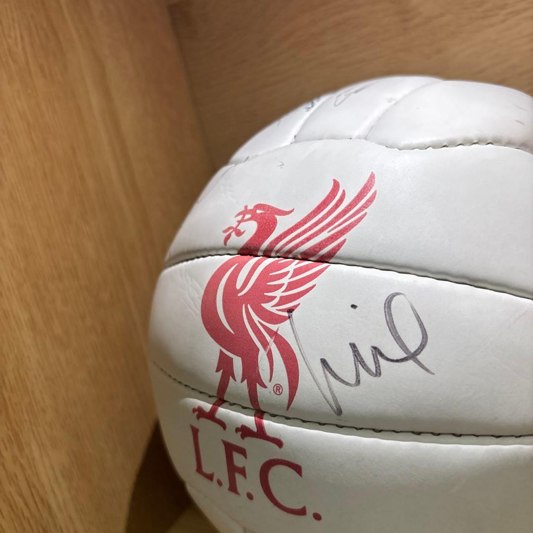 Liverpool FC サイン入りボール