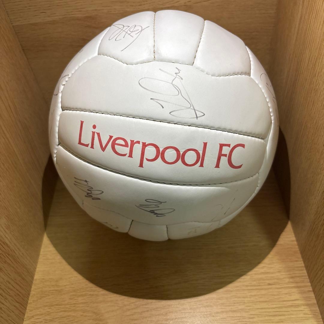 Liverpool FC サイン入りボール