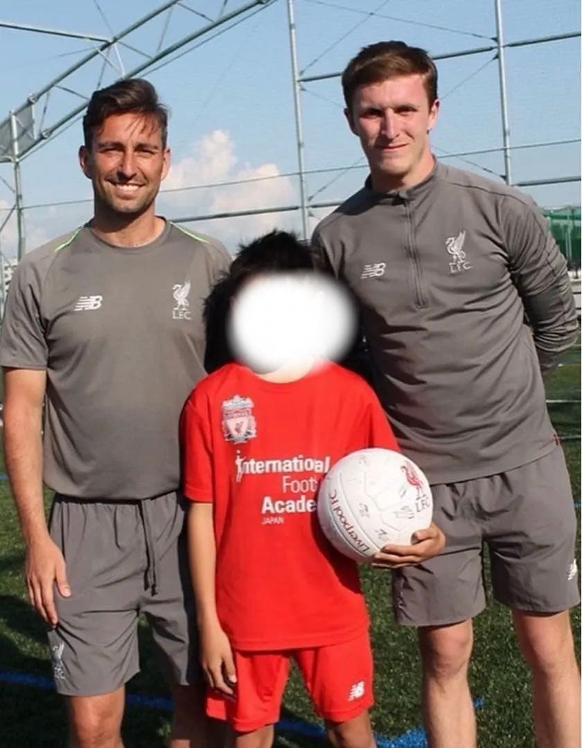 Liverpool FC サイン入りボール