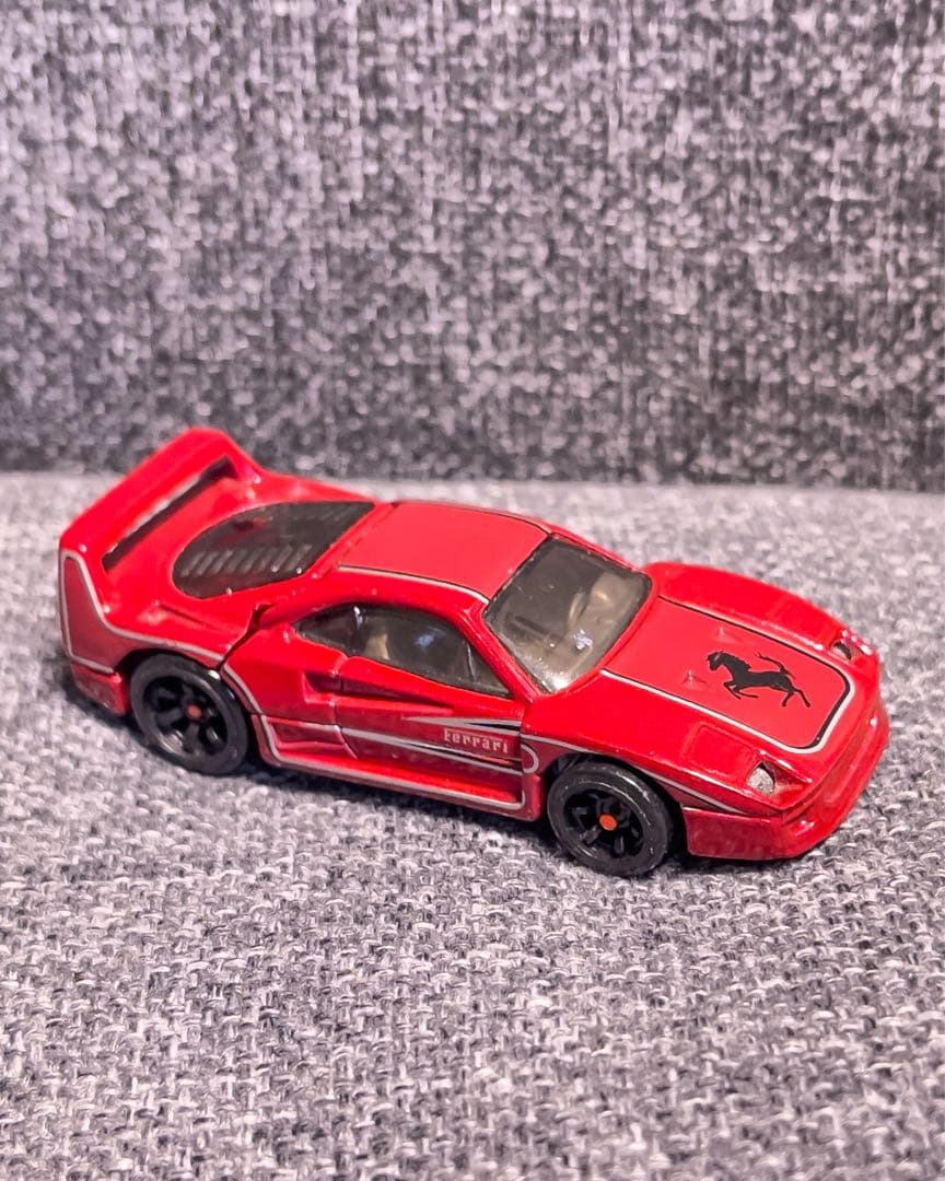 【ホットウィール】Ferrari F40 “フェラーリ レーサー”