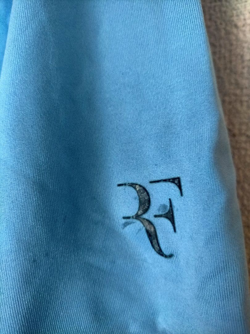 フェデラー　Nike Dri-FIT 水色 Vネック Tシャツ L
