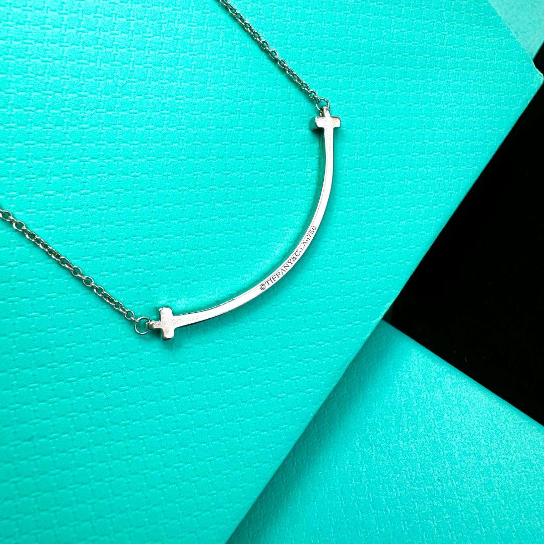 ノベルティ TIFFANY & Co.ティファニーT スマイル ネックレス