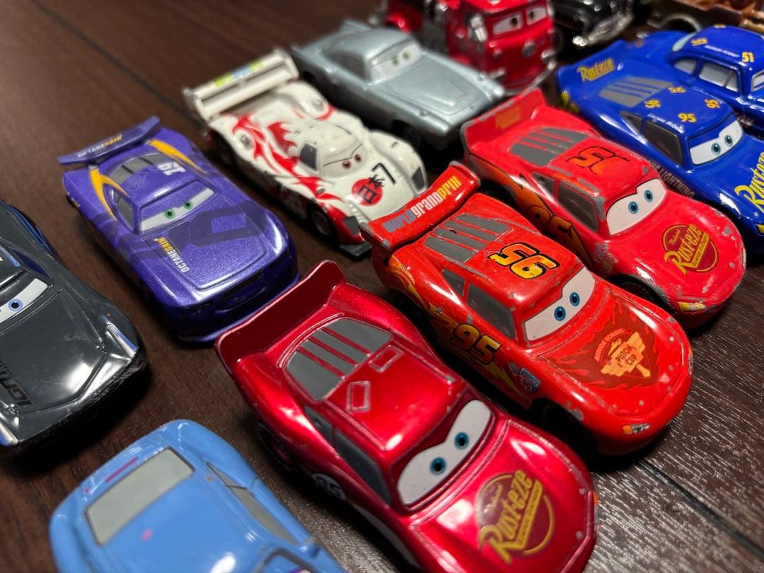 カーズ　トミカ　セット売り