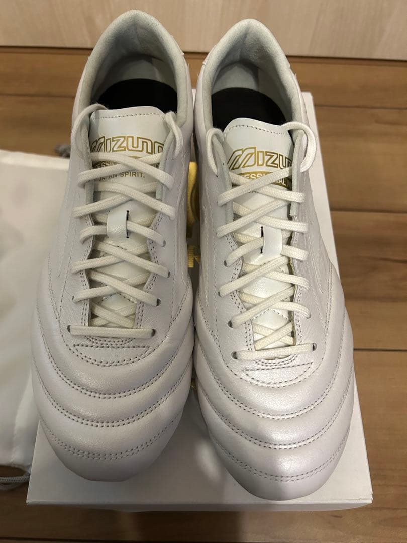 Mizuno Morelia 40th Anniversary ホワイト