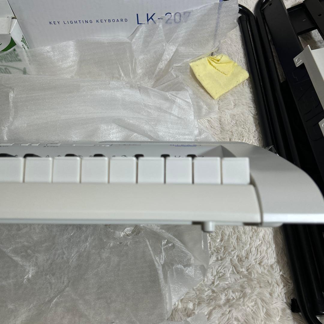 【美品】カシオキーボード スタンド付き　CASIO LK-207
