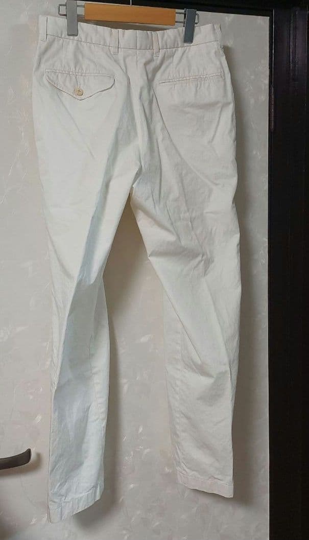バーバリー　メンズカジュアル　綿パンツ　オフホワイトSize79 ー73
