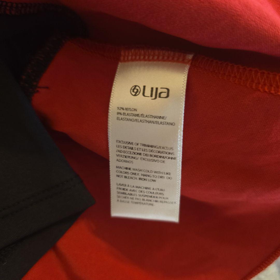 lija テニス用黒赤フリルスカート