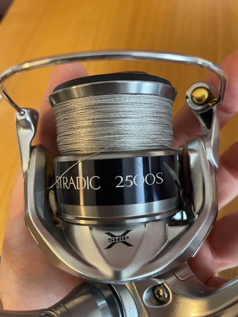 リール SHIMANO STRADIC 2500S