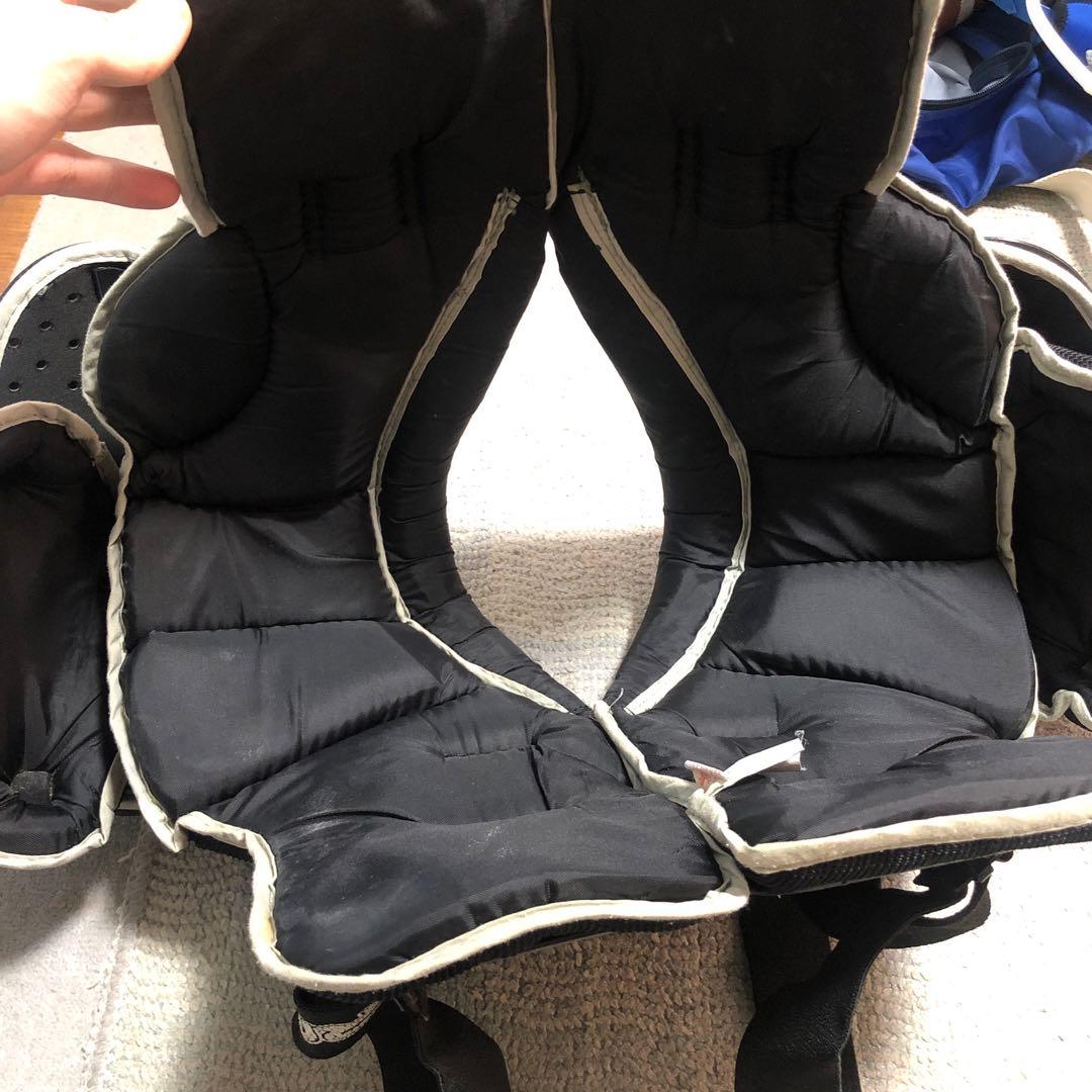 Rawlings ショルダーパッド 黒　ブロッキングパッド（ろっ骨用）付き