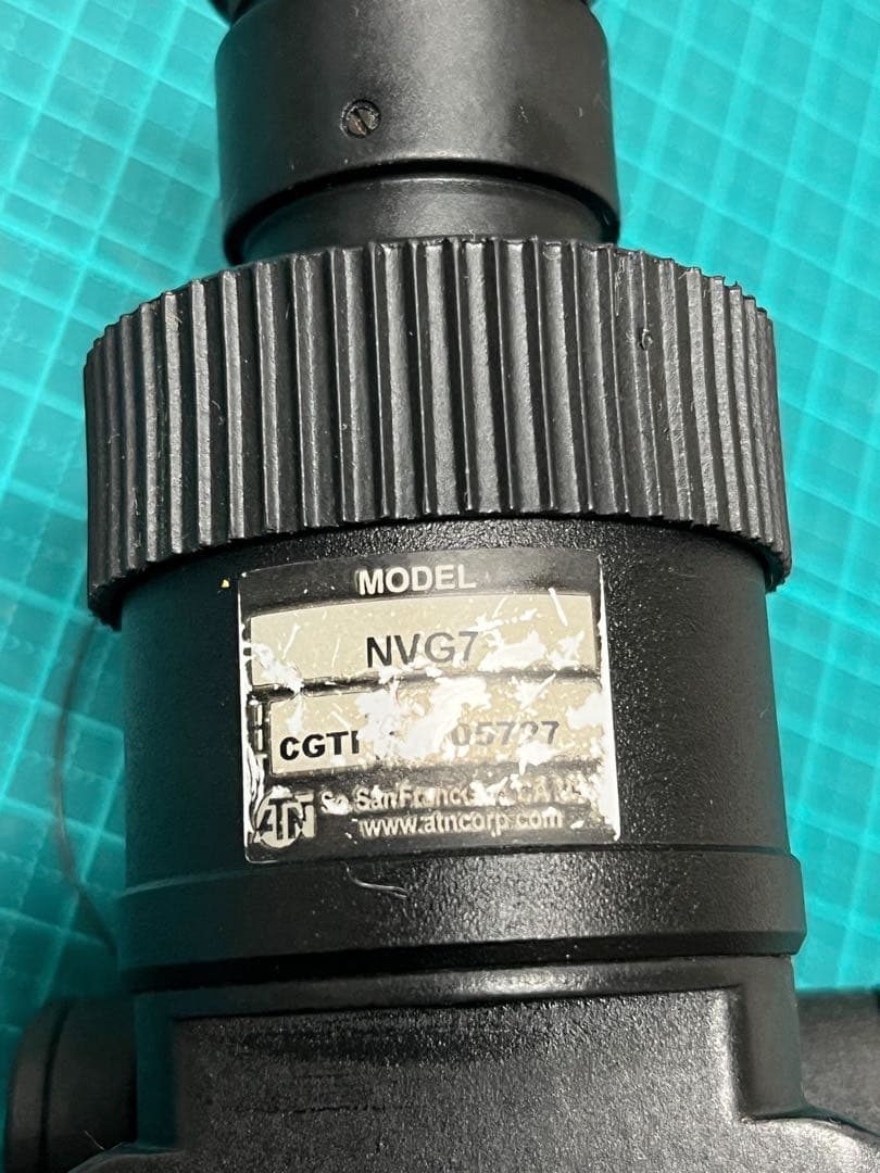 双眼ナイトビジョン　ATN NVG-7 CGTI（2.5世代）