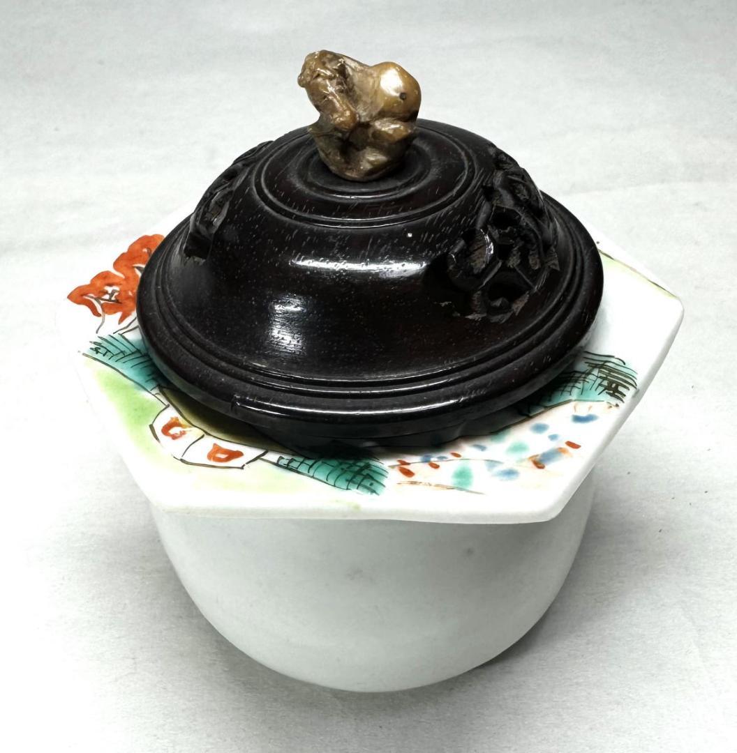 清 同治時代 粉彩山水紋小壷 紫檀唐木透かし唐草文火屋 古玉摘み WWTT010