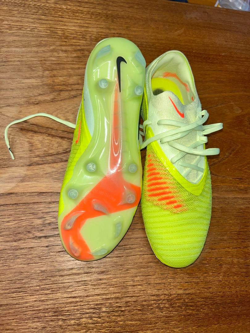 NIKE ファントム6 FG 26.5㎝
