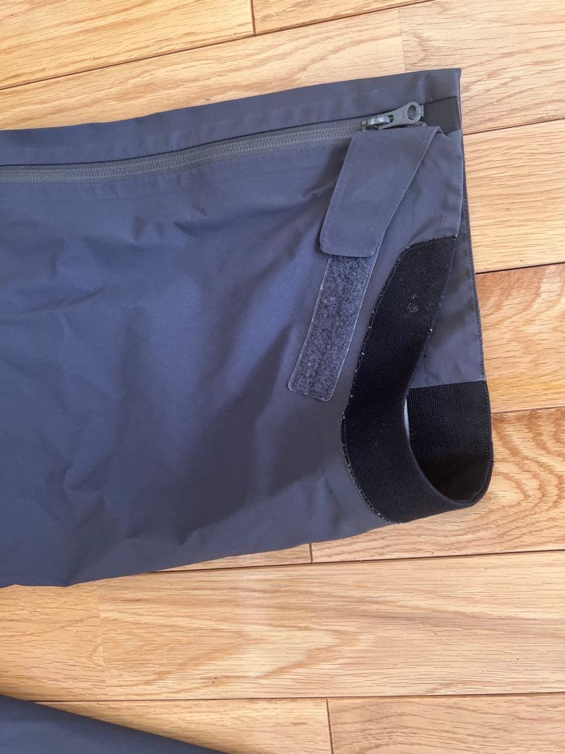 GRUNDÉNS Bibs フィッシングパンツ ダークグレー