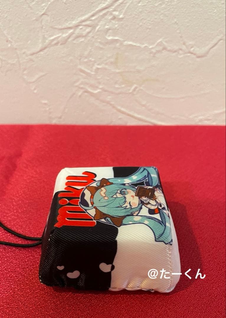 初音ミクｘチロルチョコ ミルクver. フィギュア　　ミニトランク