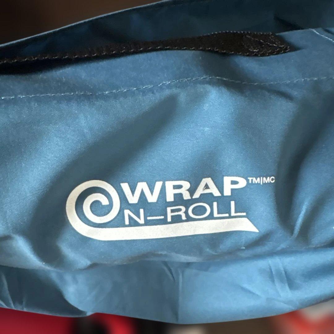 Coleman WRAP N-ROLLエアベッド エアマットレス　ポンプ