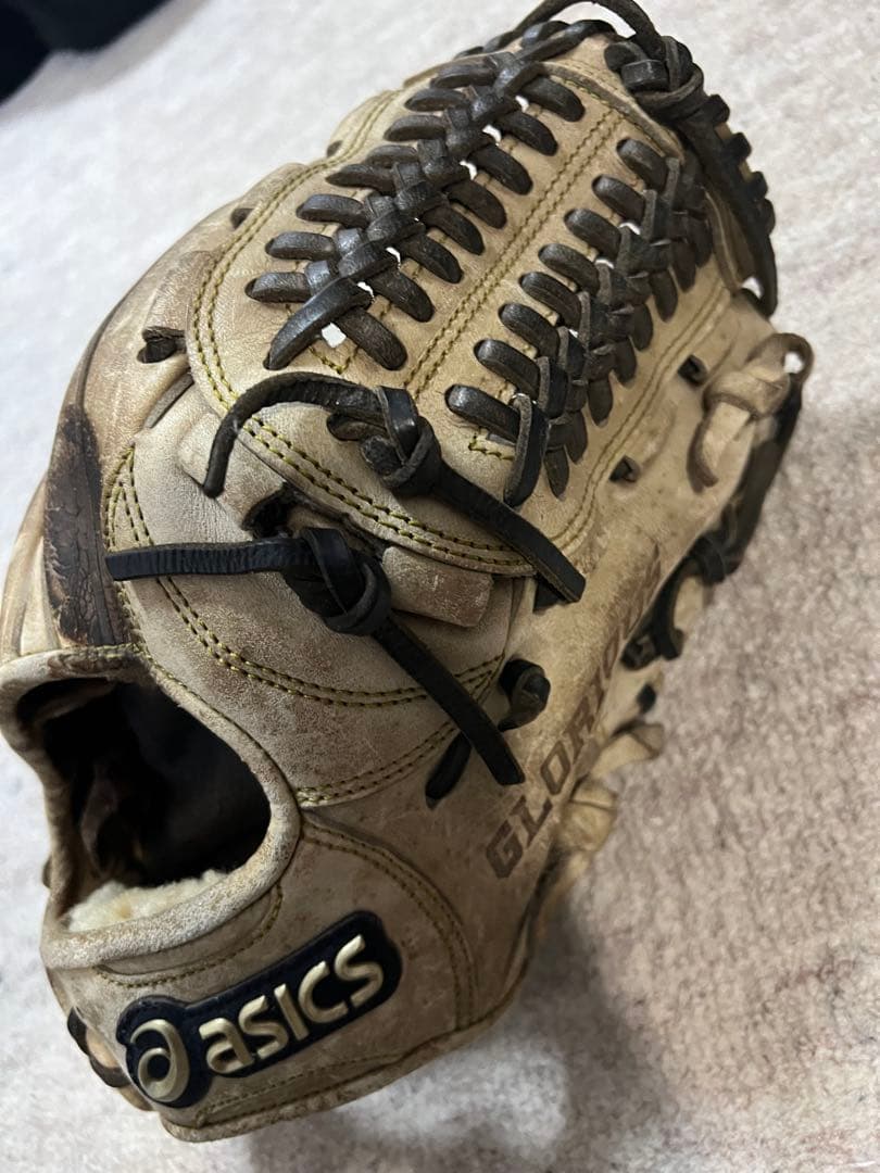 asics ゴールドステージ（グロリアス）