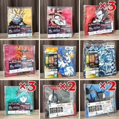 新品多数　キャラグッズ　単価 128円　128点ほど　ジブリ　一番くじA賞ほか