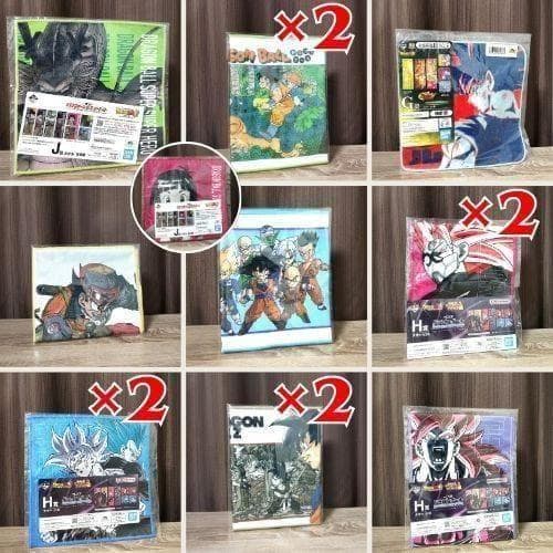 新品多数　キャラグッズ　単価 128円　128点ほど　ジブリ　一番くじA賞ほか