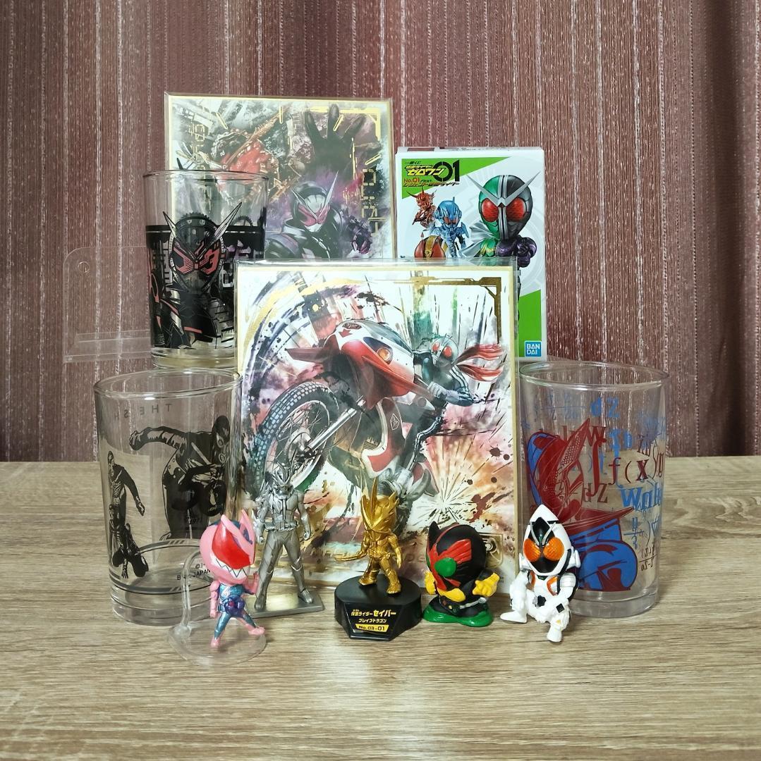 新品多数　キャラグッズ　単価 128円　128点ほど　ジブリ　一番くじA賞ほか