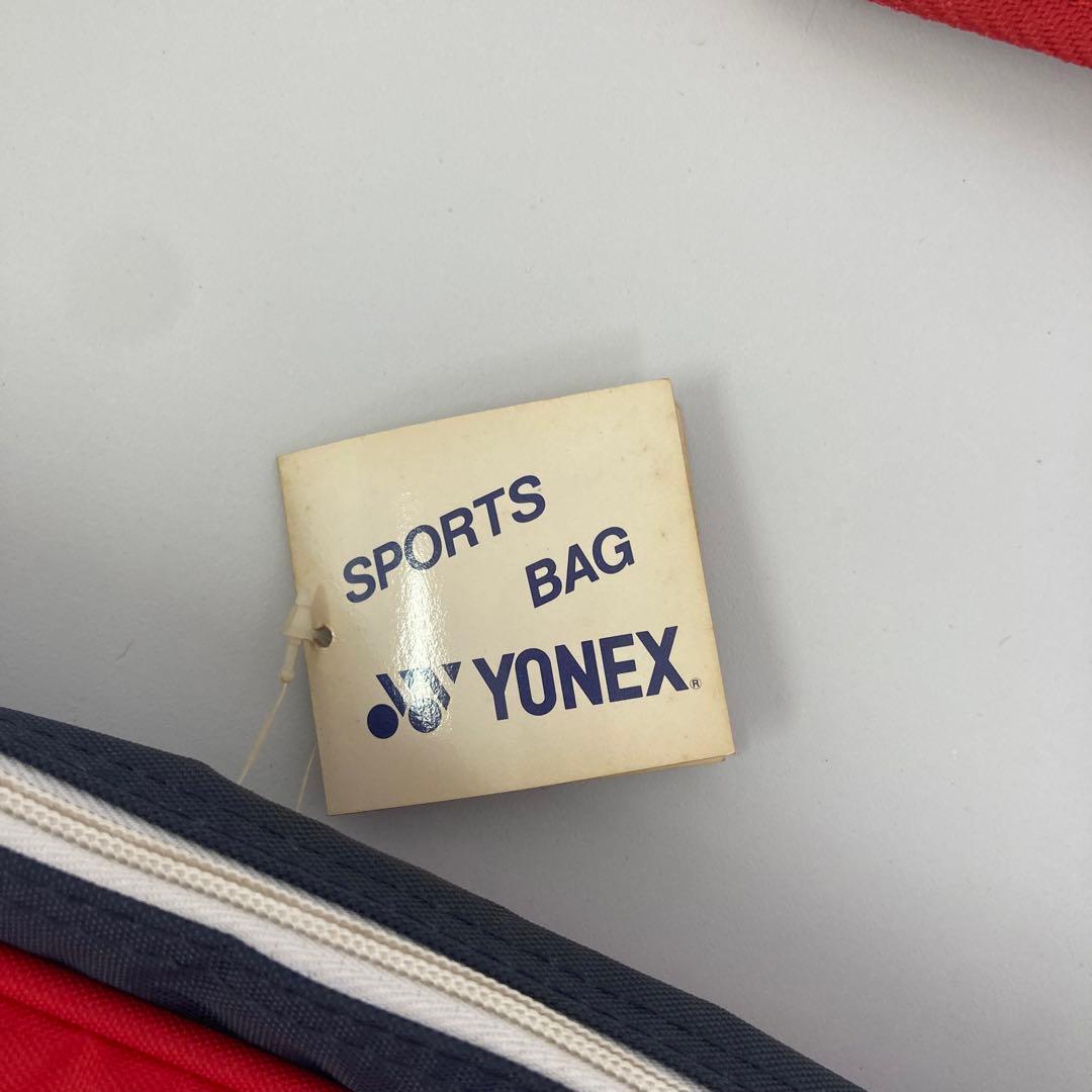 【未使用タグ付き】YONEX（ヨネックス）スポーツバッグ（レッド×ネイビー）