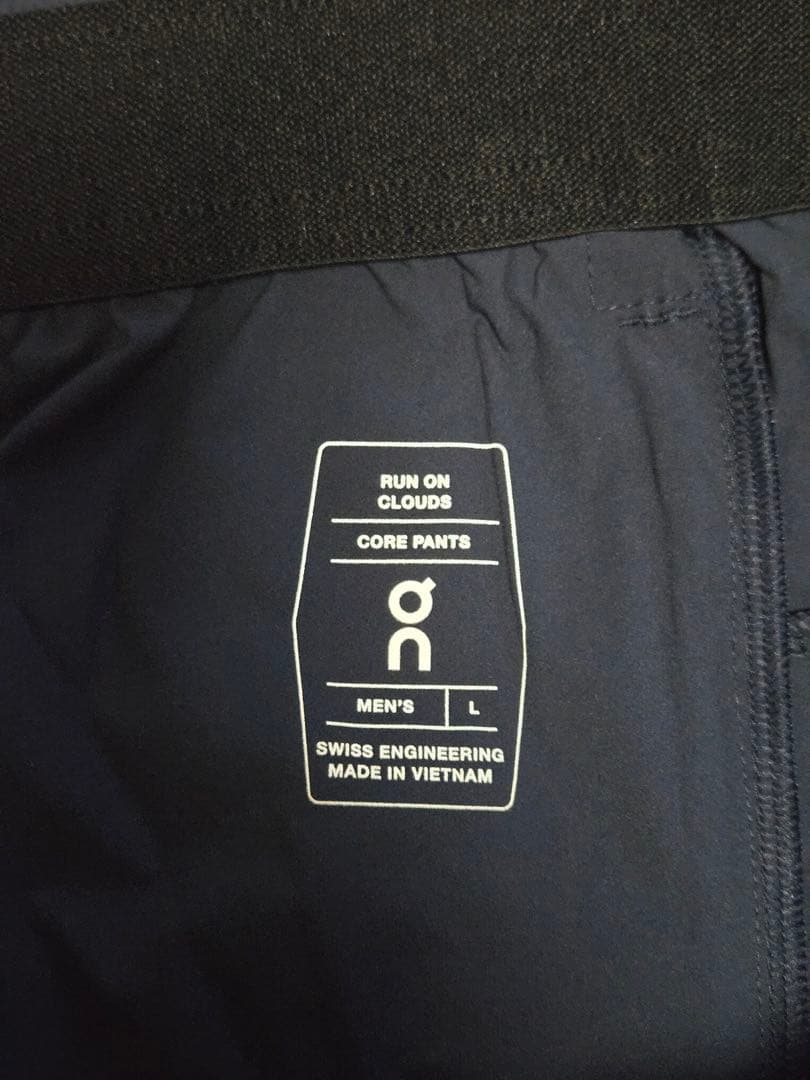 [ On Core Pants ] Ｌサイズ