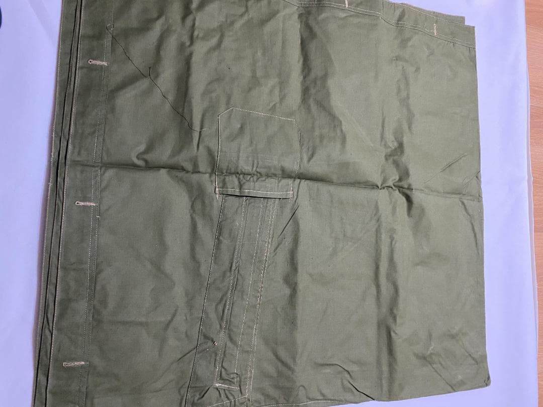 ルーマニア軍 テントシート ポンチョ デッドストック オリーブ