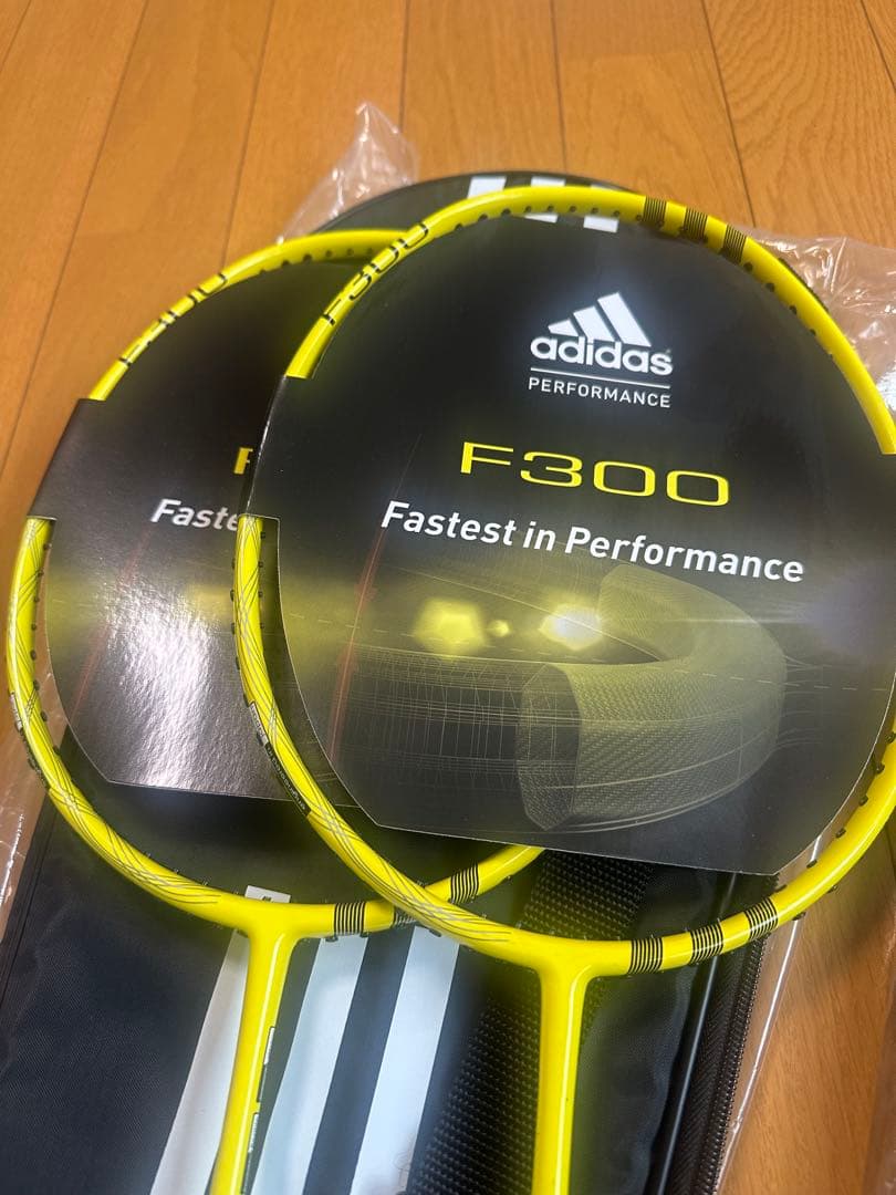 adidas F300 バドミントンラケット