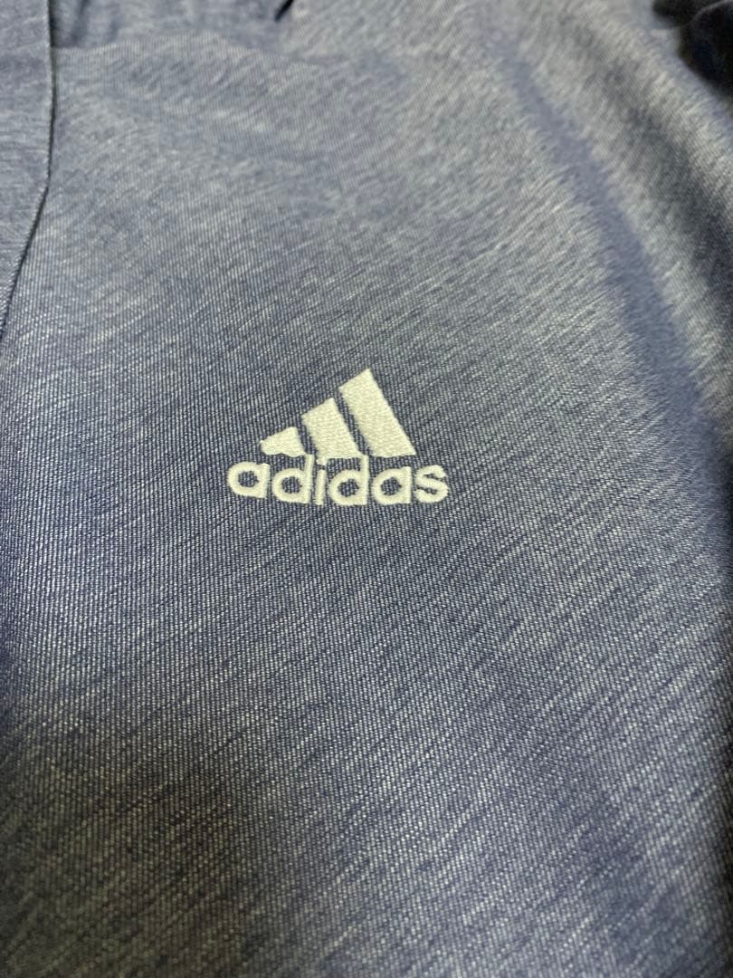 新品未使用　adidas レディース ウインドジャケットフード付き　ネイビー