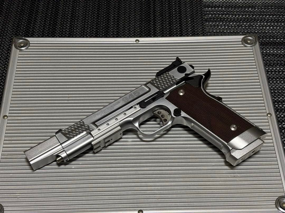 KSC / M945 フルハウス シルバー ブラック 2丁セット ケース付き