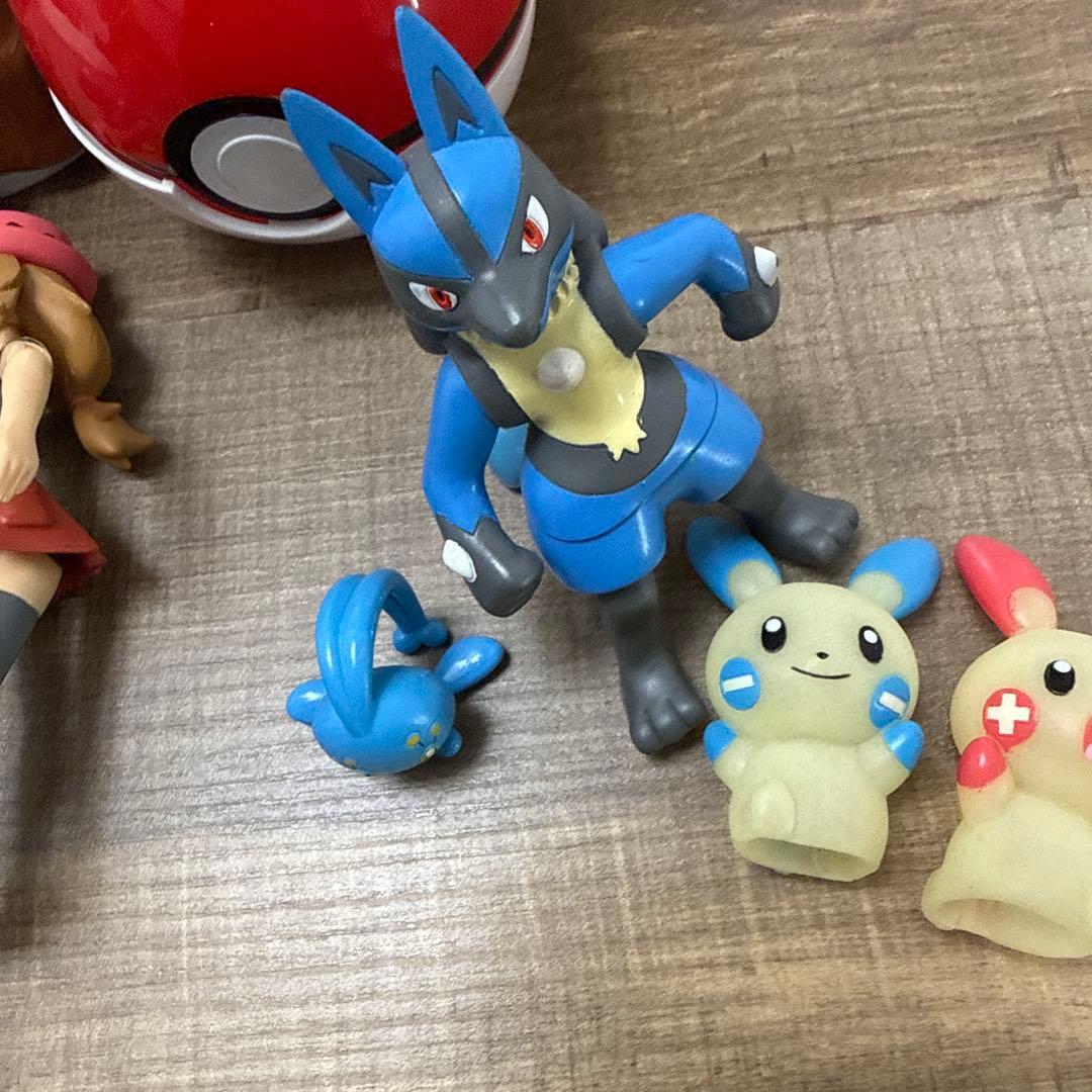 ポケモン　さとし　セレナ　フィギュア