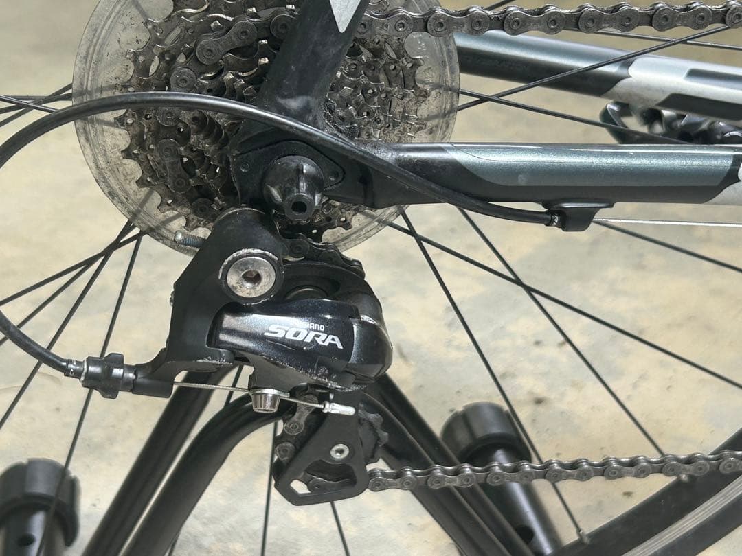 値下げ　美品　Cannondale caad8 ロードバイク マットブラック