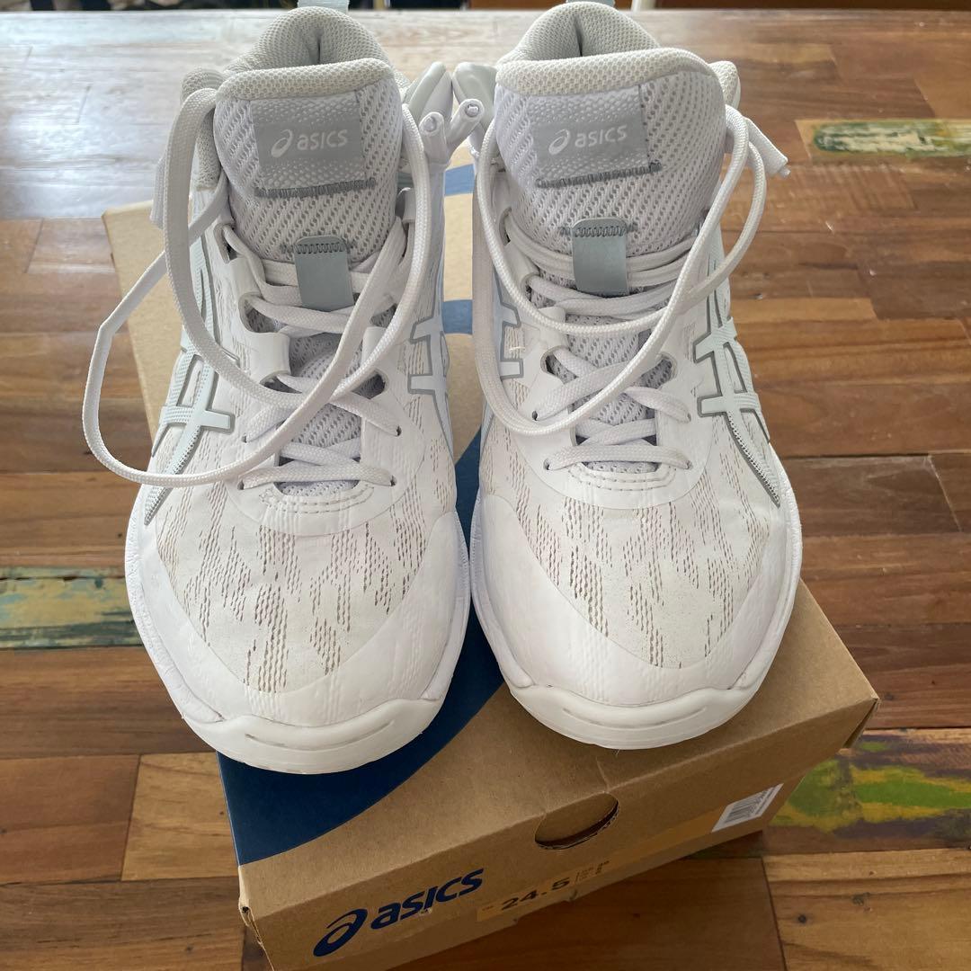 美品asics バスケットボールシューズ GELHOOPV17EXTRAWIDE