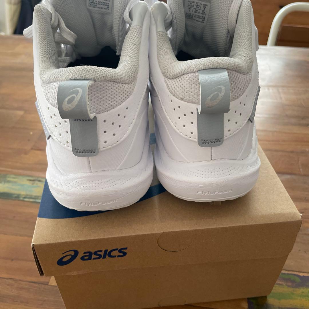 美品asics バスケットボールシューズ GELHOOPV17EXTRAWIDE