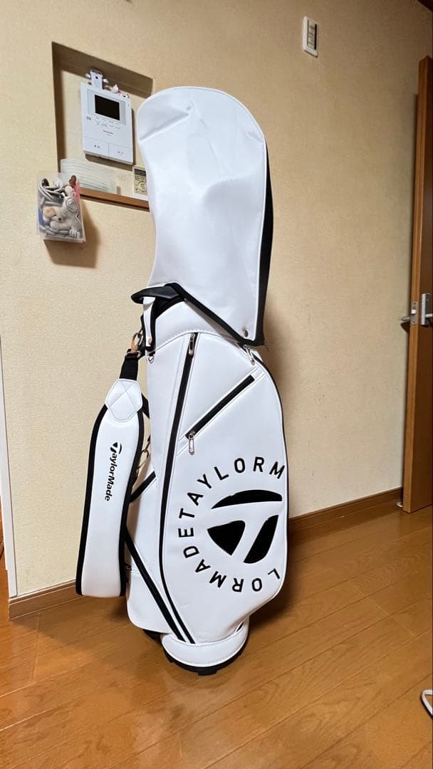TaylorMade サークルロゴキャディバッグ