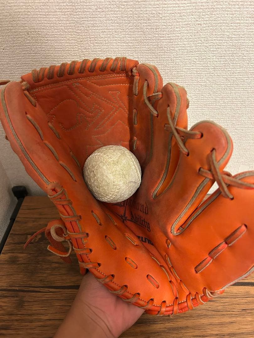 投手用グローブ　前田健太モデル