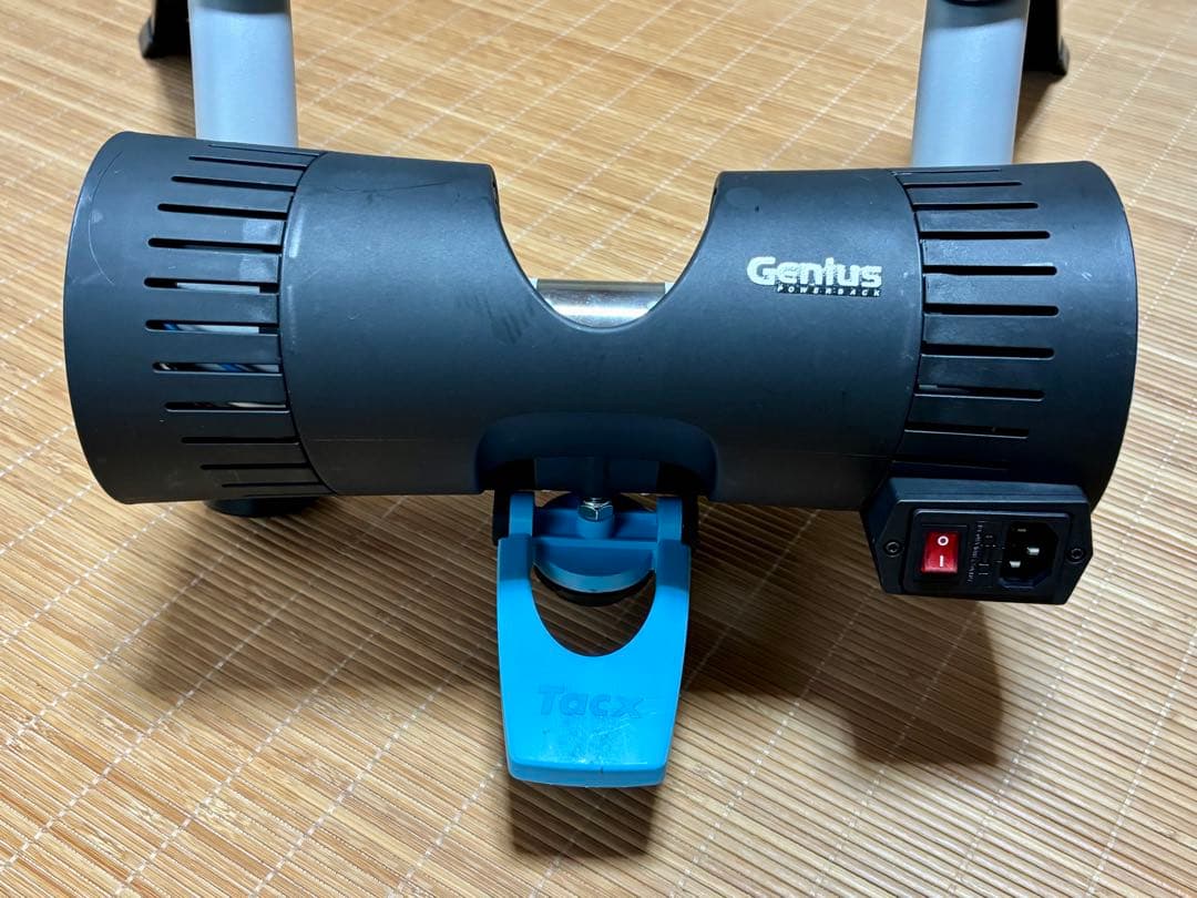 Tacx i-Genius マルチプレイヤー　ローラー台