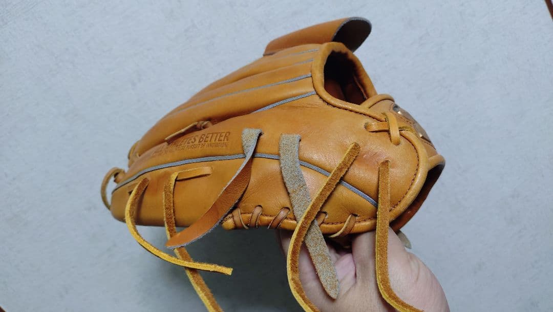 硬式用 アンダーアーマー　　投手用　グローブ　野球