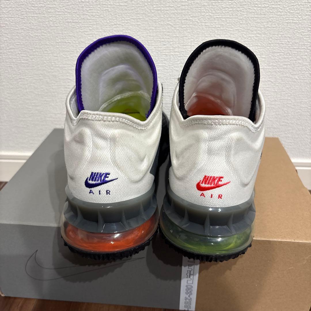 シューズ(男性用) NIKE LEBRON XVIII LOW