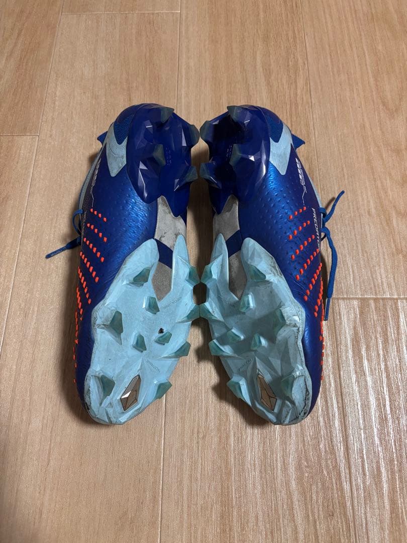 アディダスサッカースパイク 26.5cm