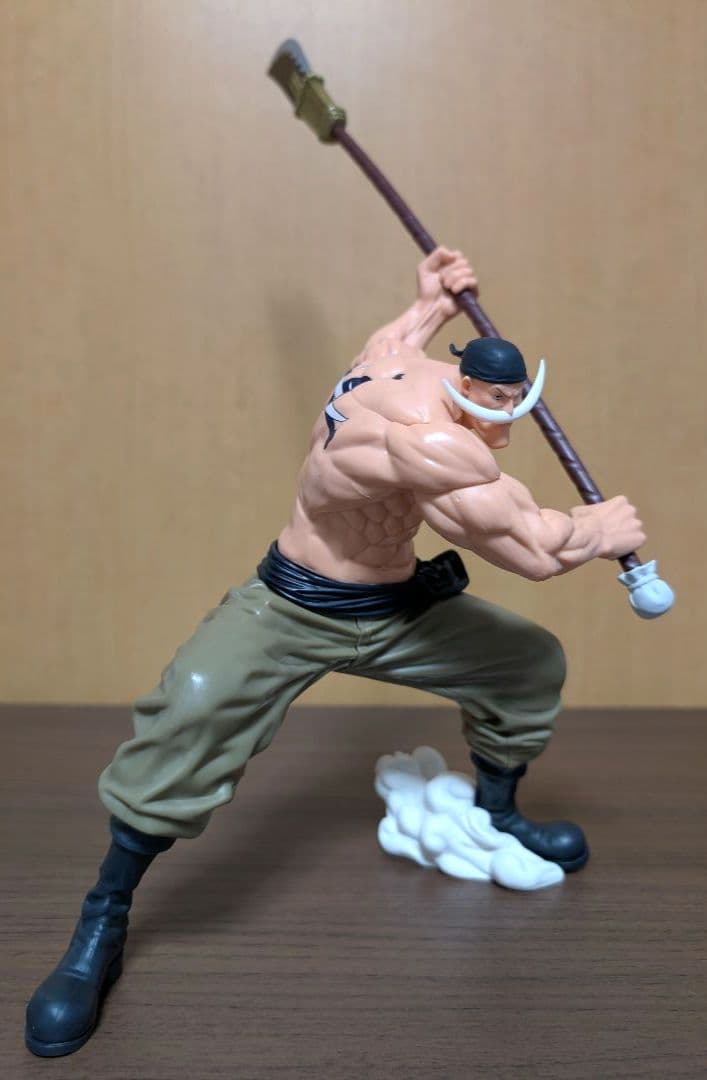 ONE PIECE　プライズフィギュア　白ひげ海賊団　ロジャー　コビー