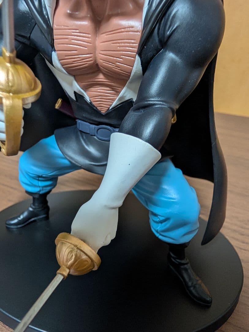 ONE PIECE　プライズフィギュア　白ひげ海賊団　ロジャー　コビー