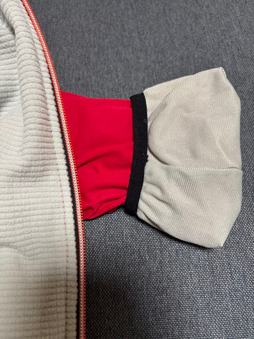 ヨネックス　テニス　バドミントン　ウォームアップ上下