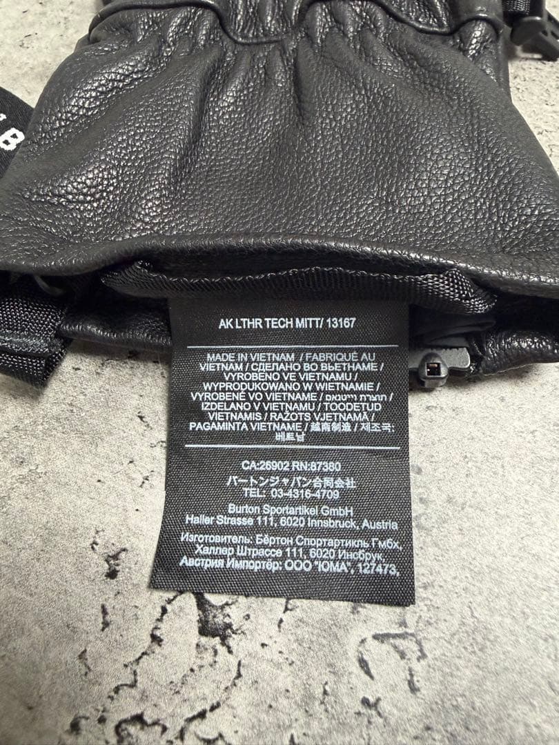 Burton [ak] LTHR TECH MITT レザーミトン Lサイズ