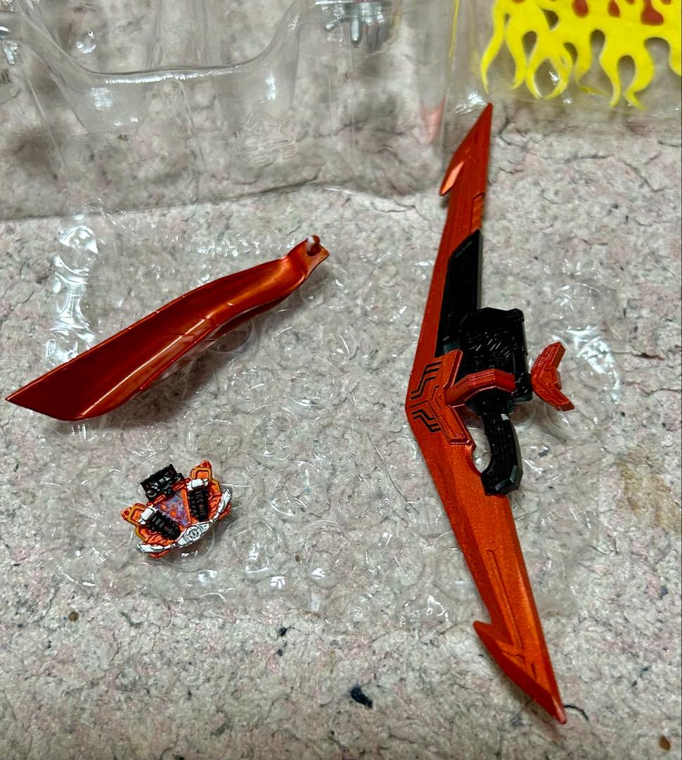 ナマス　仮面ライダークロスセイバー&ガッチャードデイブレイク