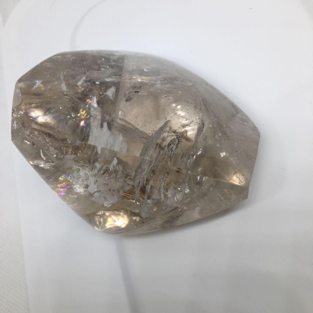レインボークォーツ(アイリスクォーツ)✨️原石✨️虹キラキラの逸品✨