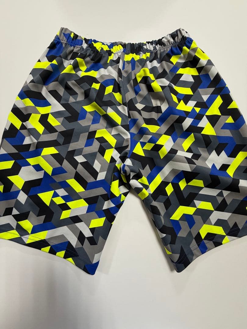 YONEX ハーフパンツ　廃盤商品　レア　Lサイズ