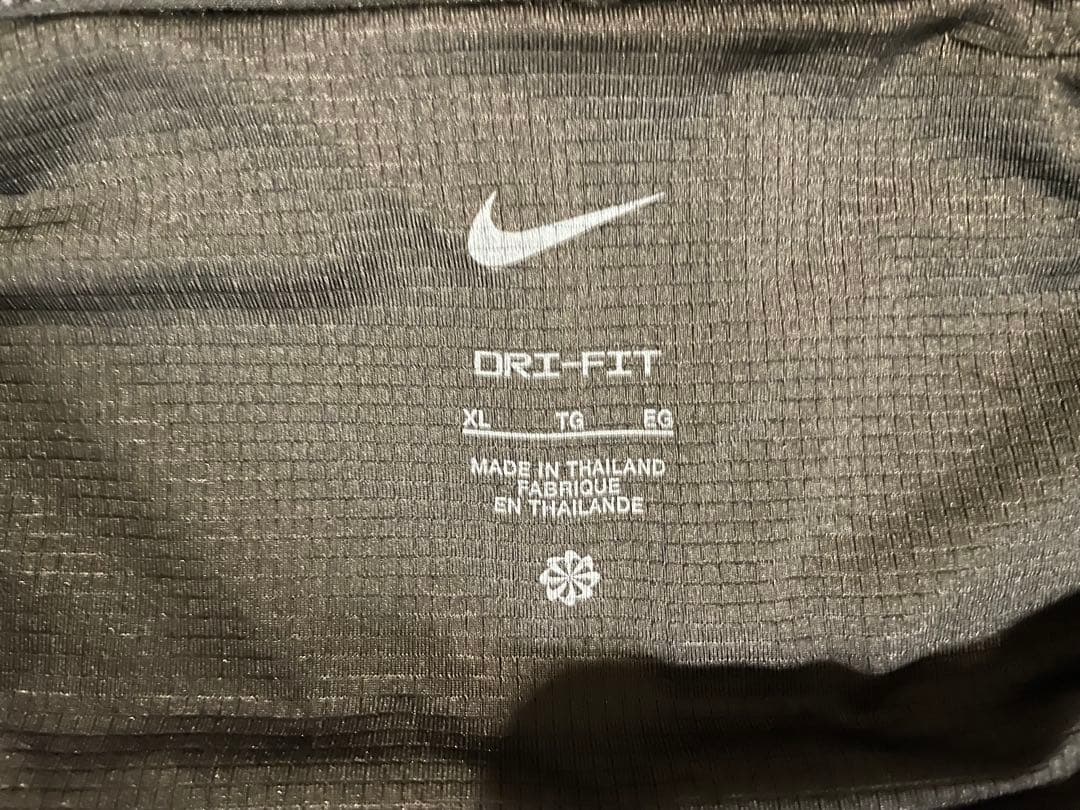 NIKE ランニングウェア　ノースリーブ　パンツ
