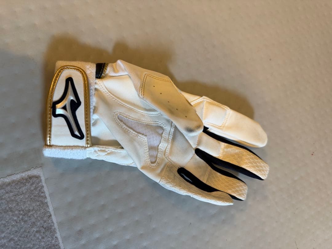 SELECT 9 Professional 軟式グローブ 黒　坂本勇人モデル