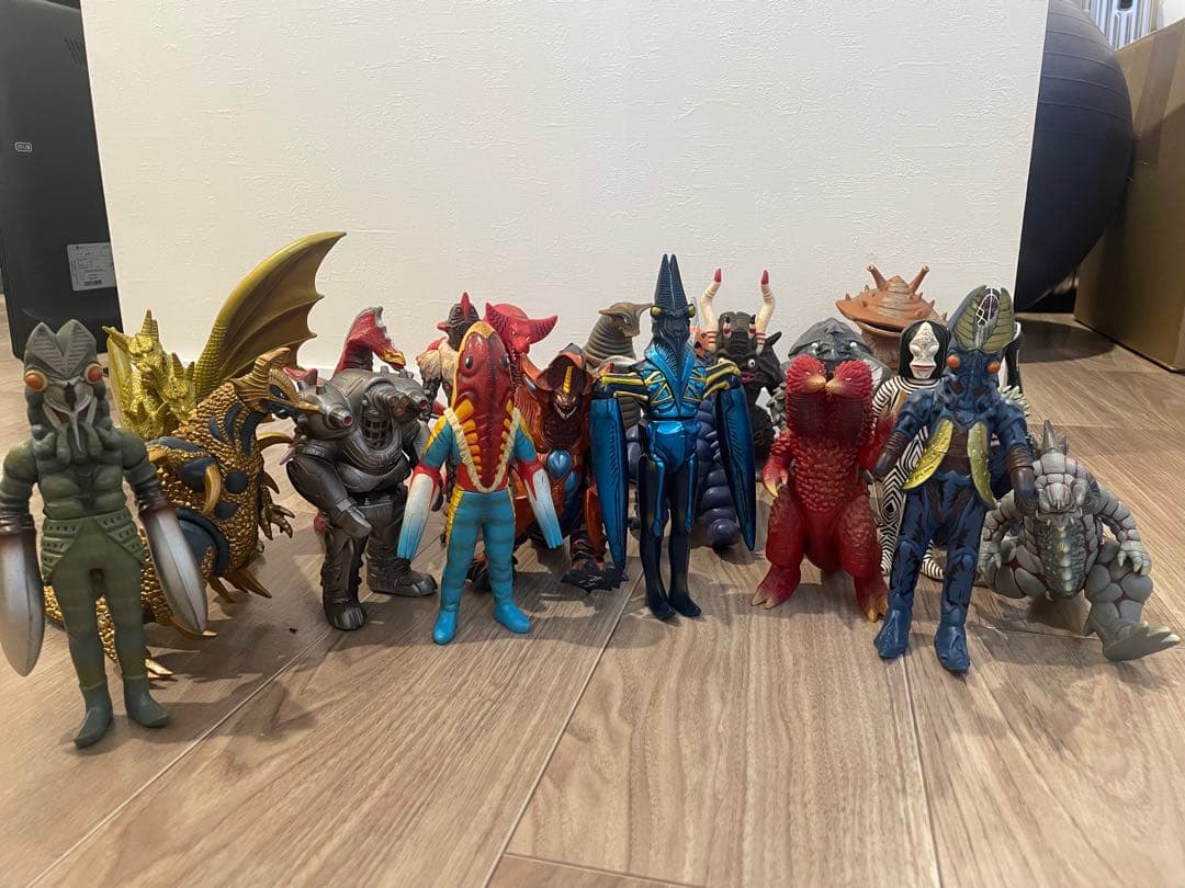 ウルトラマンシリーズ 怪獣フィギュア 21体セット　今週末で削除