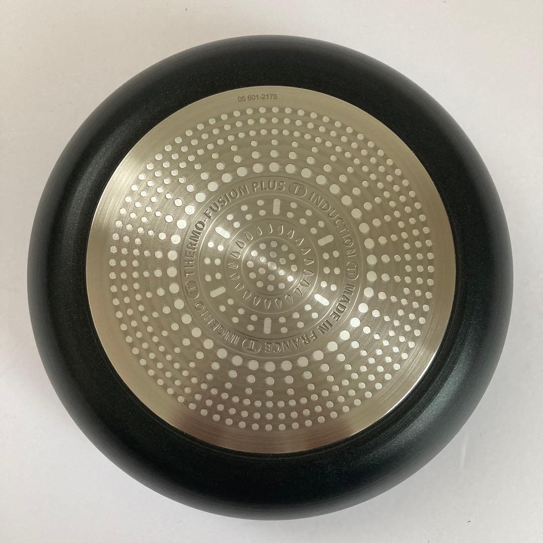 ティファール　ブラックチタニウム　アンリミテッド　ウォックパン　26cm